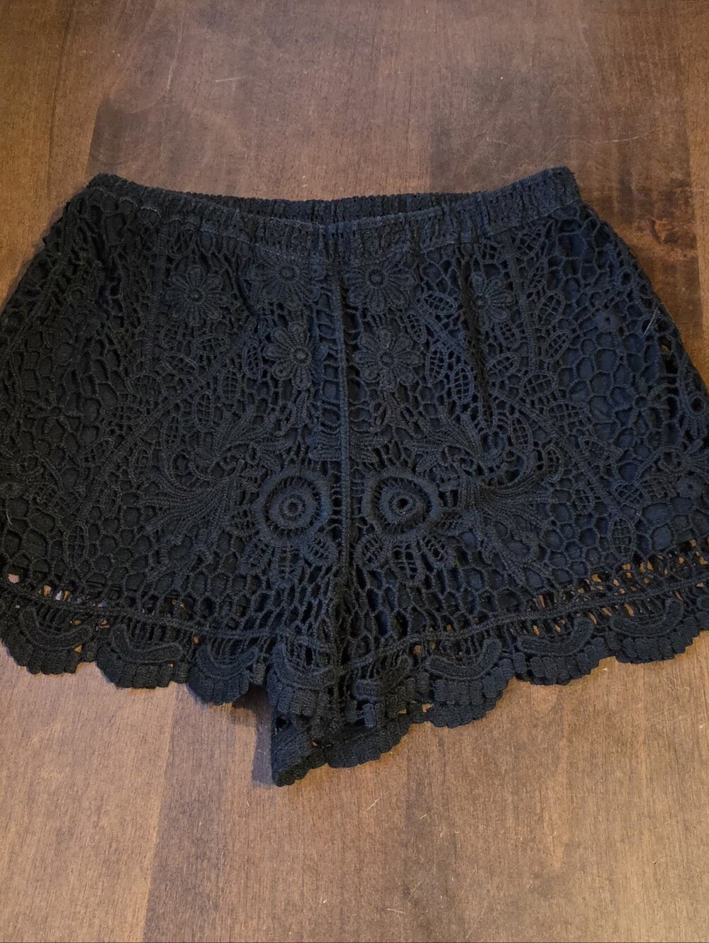 Crochet shorts size S - Picture 2 of 4